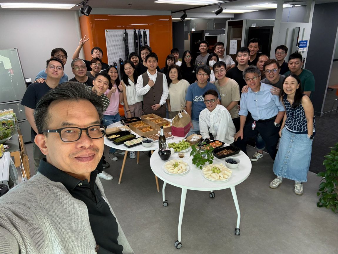 215b99dd-972b-4854-bbbe-ba7516ae69eb